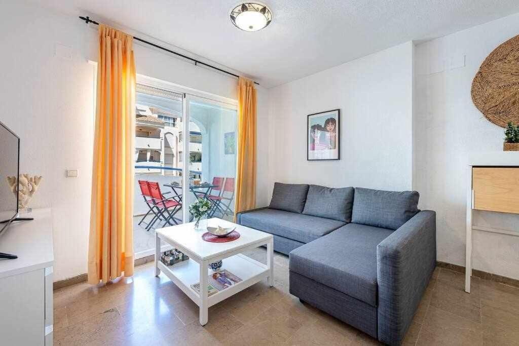797 Holiday Rentals- Hermoso Apartamento Para 4 En Benalmádena Eksteriør bilde