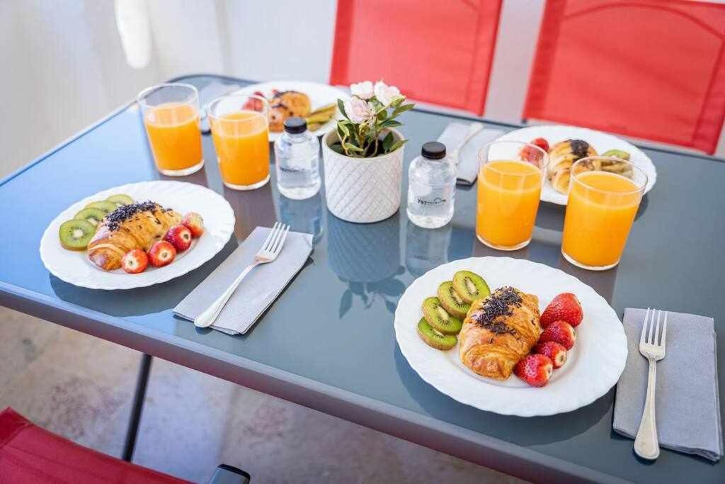 797 Holiday Rentals- Hermoso Apartamento Para 4 En Benalmádena Eksteriør bilde