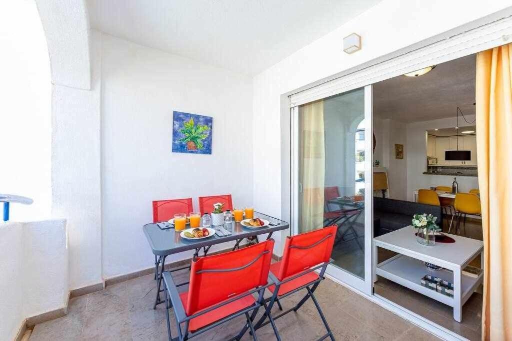 797 Holiday Rentals- Hermoso Apartamento Para 4 En Benalmádena Eksteriør bilde