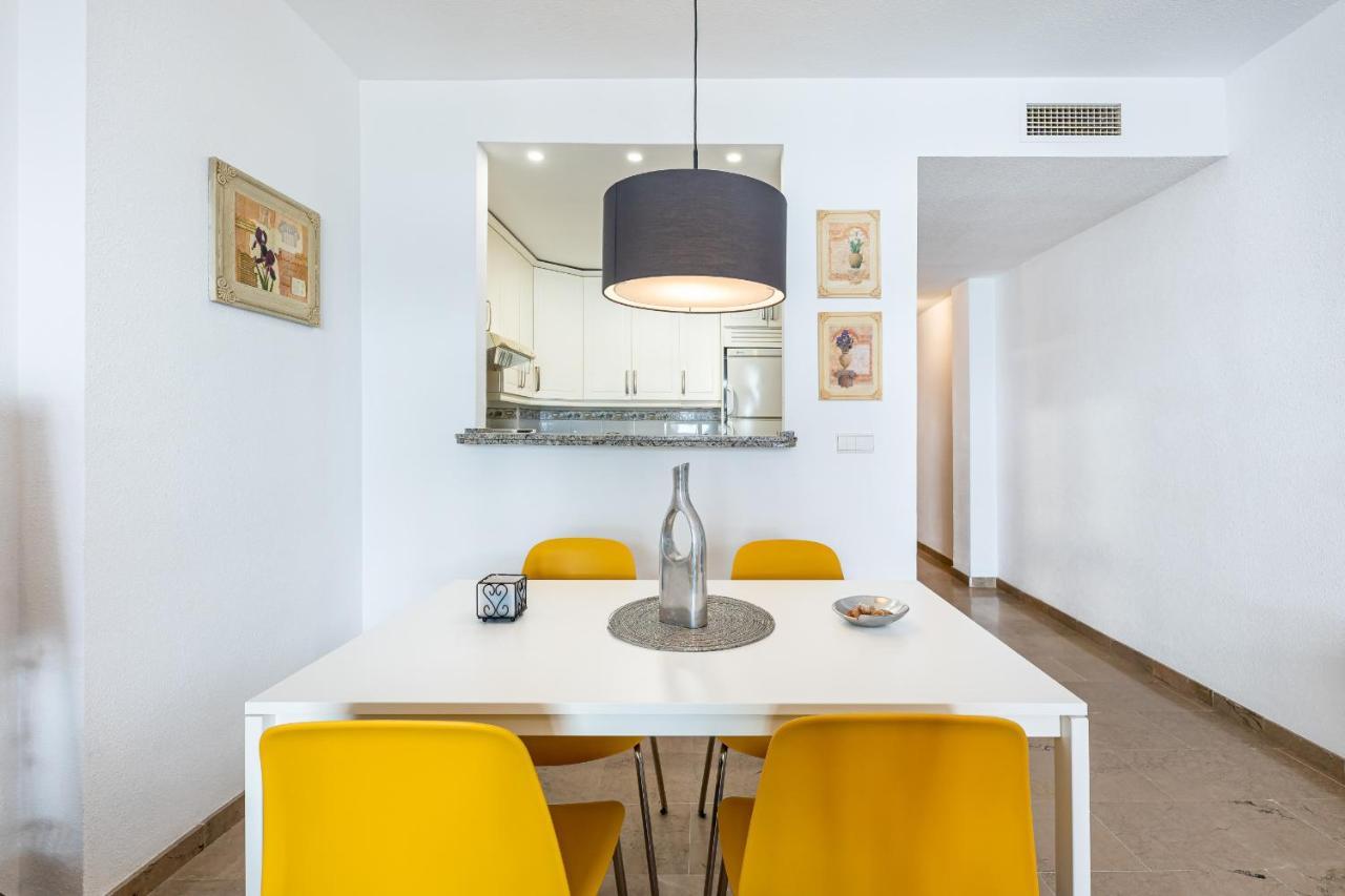 797 Holiday Rentals- Hermoso Apartamento Para 4 En Benalmádena Eksteriør bilde